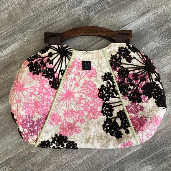 1154 Lill Studio Handbags - 1154 LILL STUDIO Reversible Purse 👜 🌸
